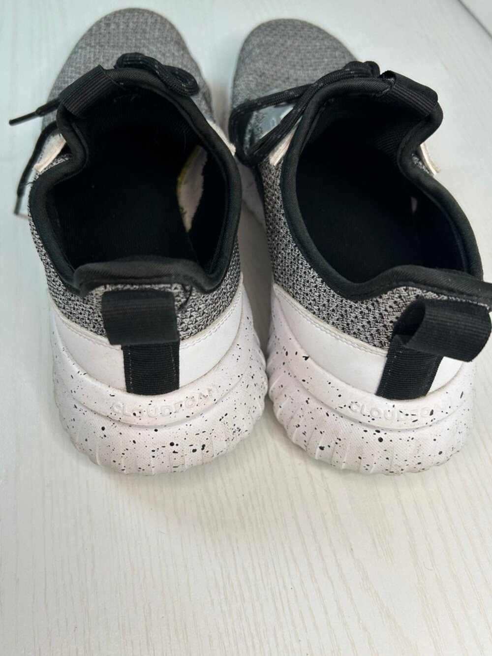 Adidas Gray Black Knit Sneakers Men's Size 8.5 Athletic Casual Streetwear Shoes - Picture 5 of 9
